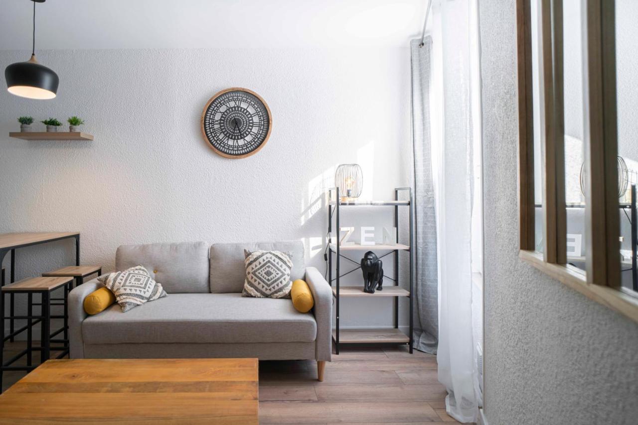 Onloc - Appart Reveil Proche Halles Avec Parking Pau Buitenkant foto